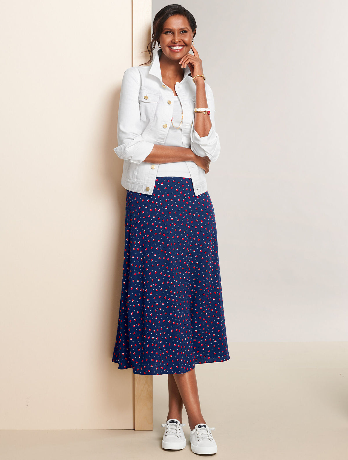 Talbots SCOOP NECK CURVED HEM TEE - PIMA SOLID