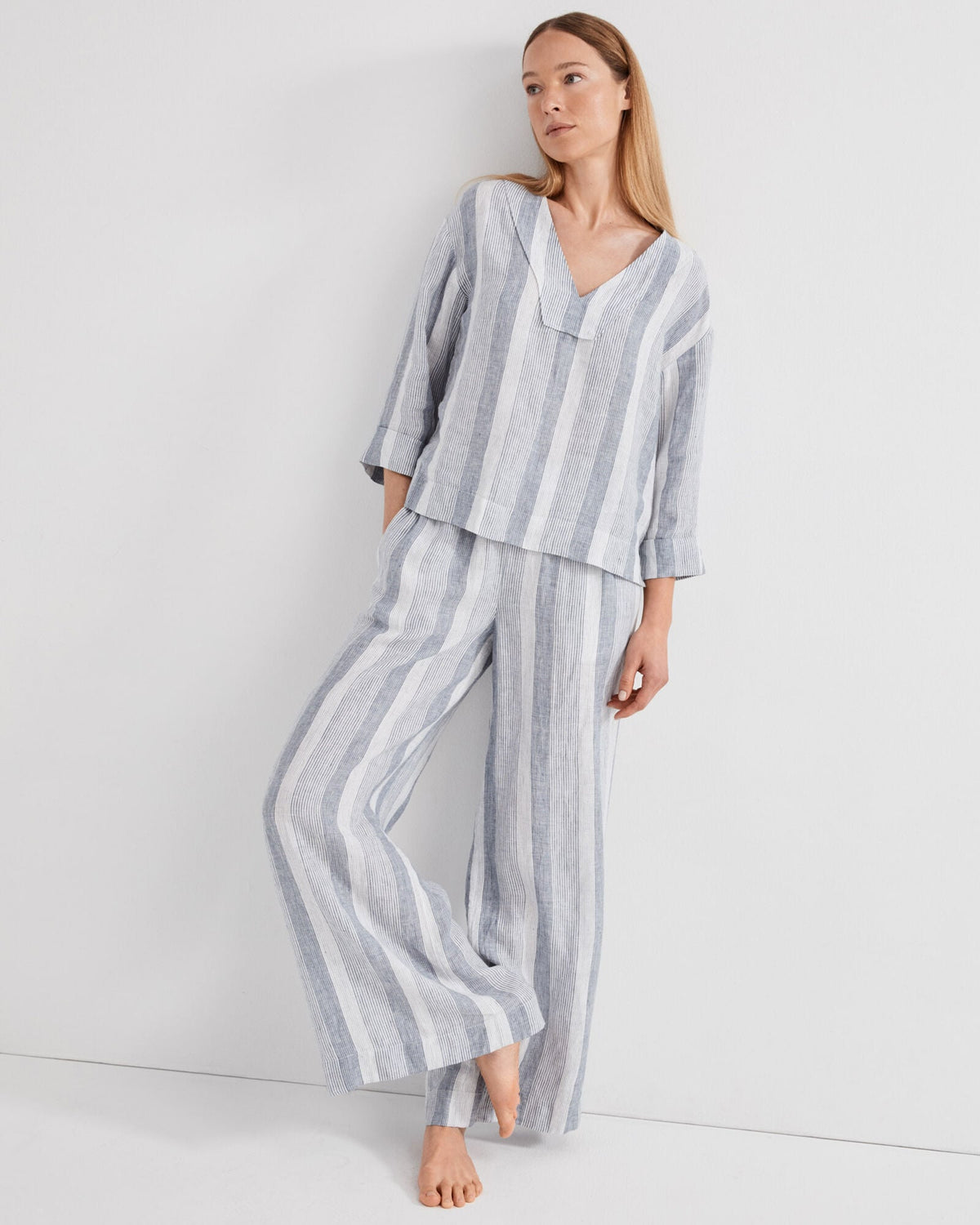 Talbots LINEN OMBRÉ STRIPE V-NECK TOP