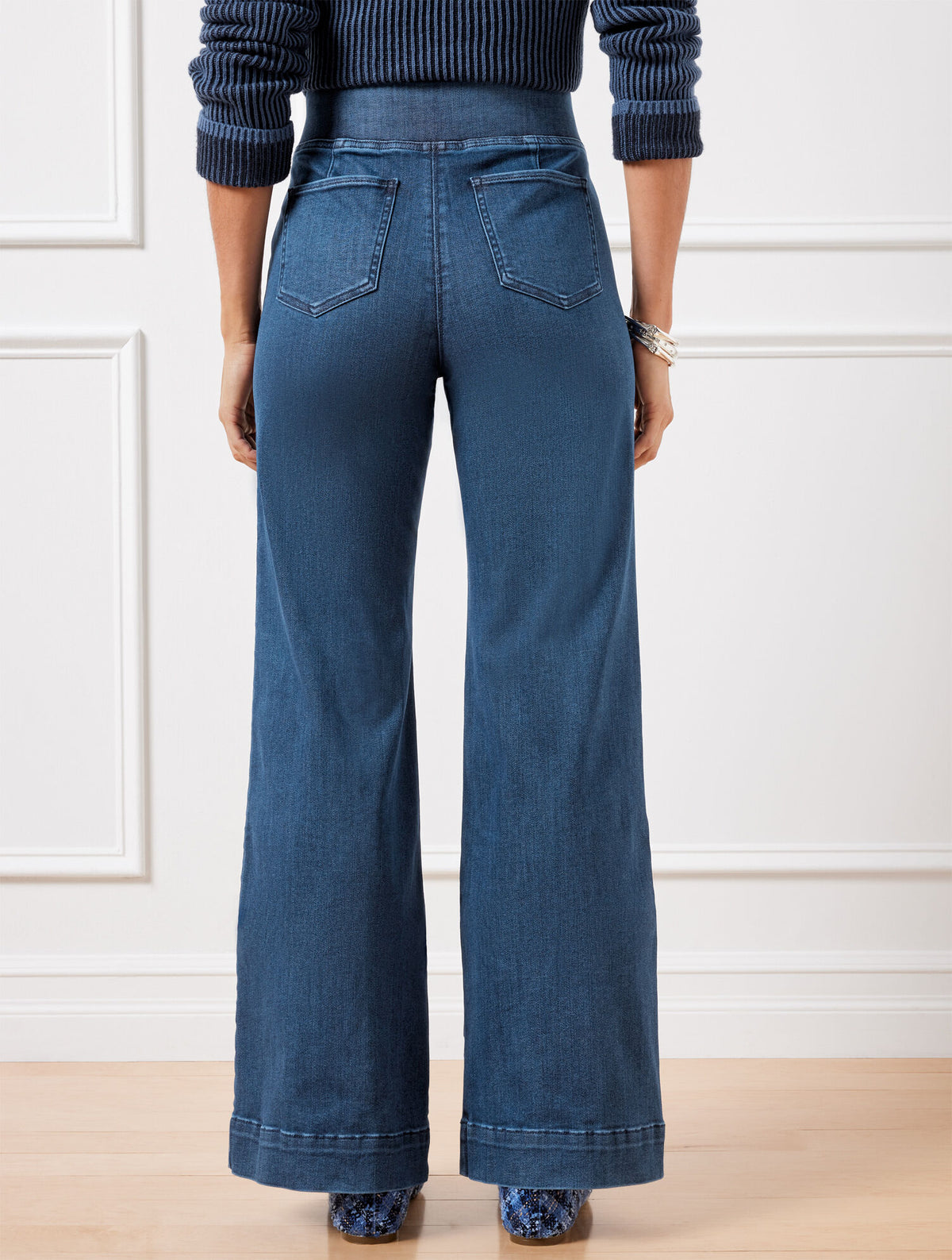 Talbots FLARE LEG PULL-ON TRAVEL JEANS - HANOVER WASH
