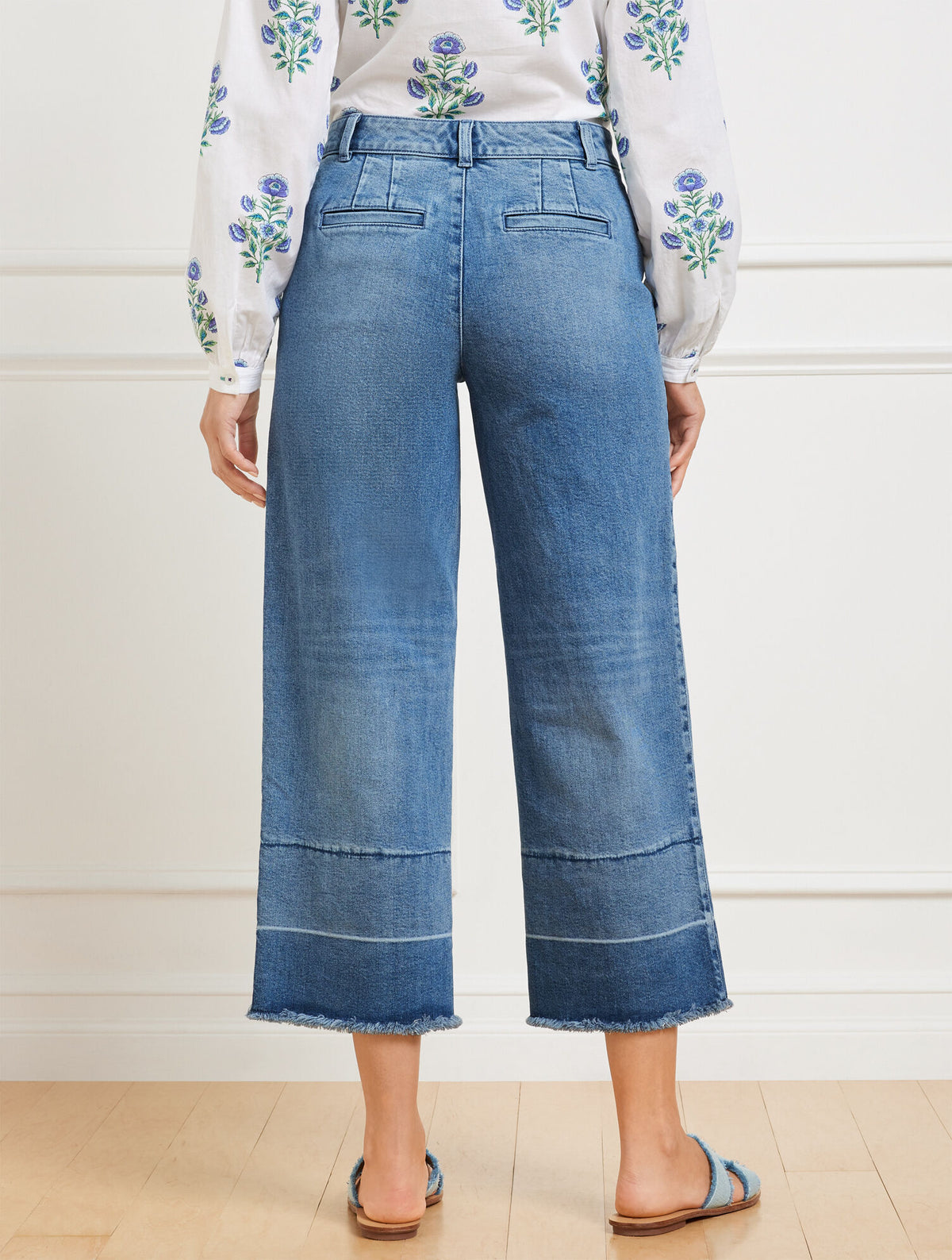 Talbots WIDE CROP RELEASED HEM JEANS - MATTITUCK WASH