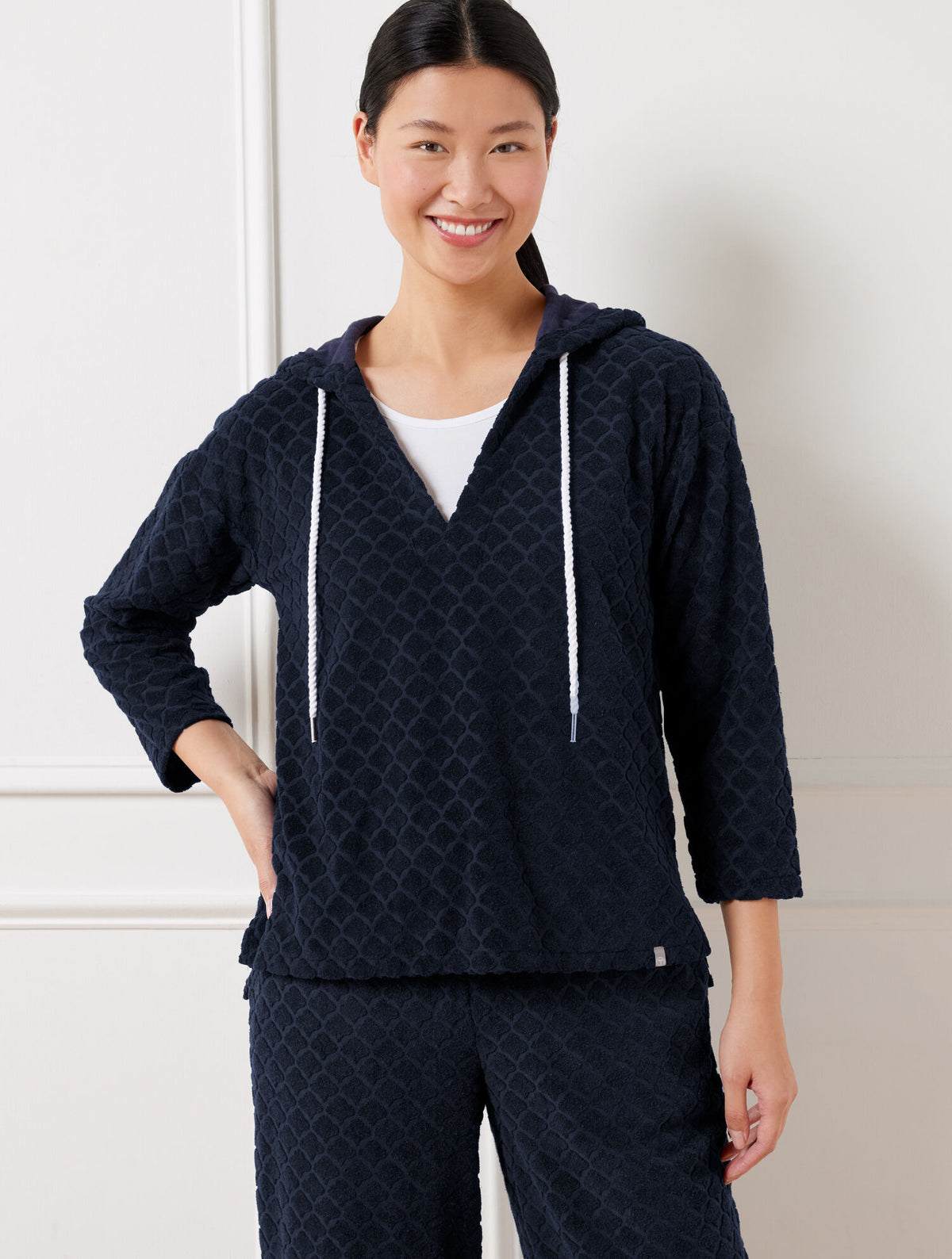 Talbots TOWEL TERRY HOODED PULLOVER - SEASHELL