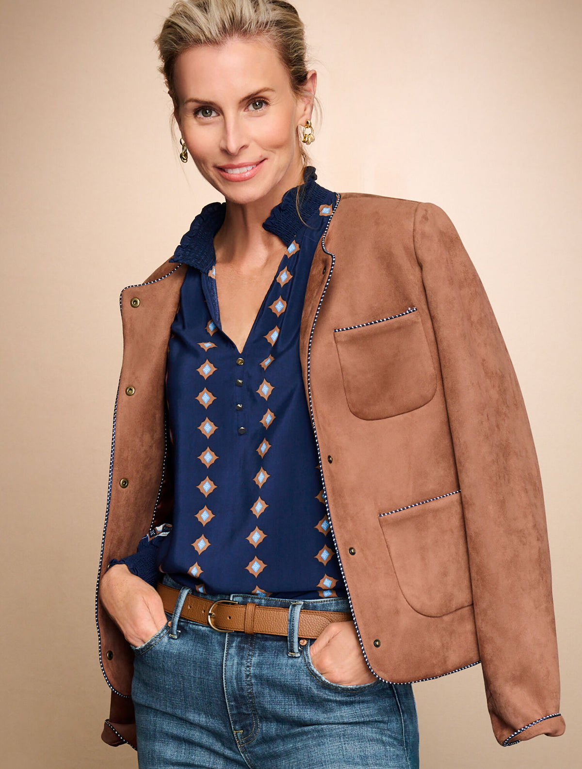 Talbots RUFFLE TOP - SCALLOP MEDALLION